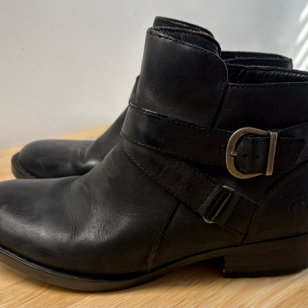 EUC Born Chaval Black Ankle Boots